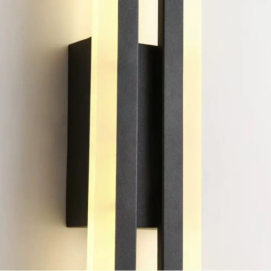 Aven LED Wall Light