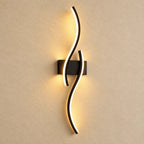 Calia LED Wall Light